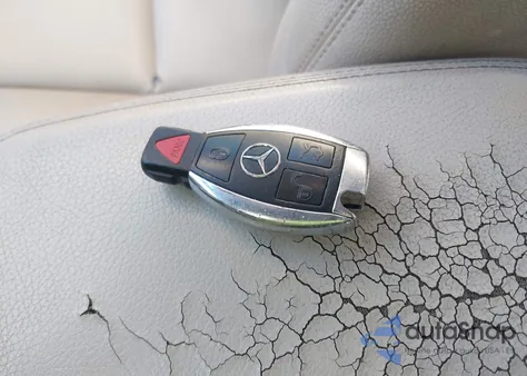 2015 Mercedes-Benz Gla 250 z USA, uszkodzony, nr VIN WDCTG4EB9FJ163964